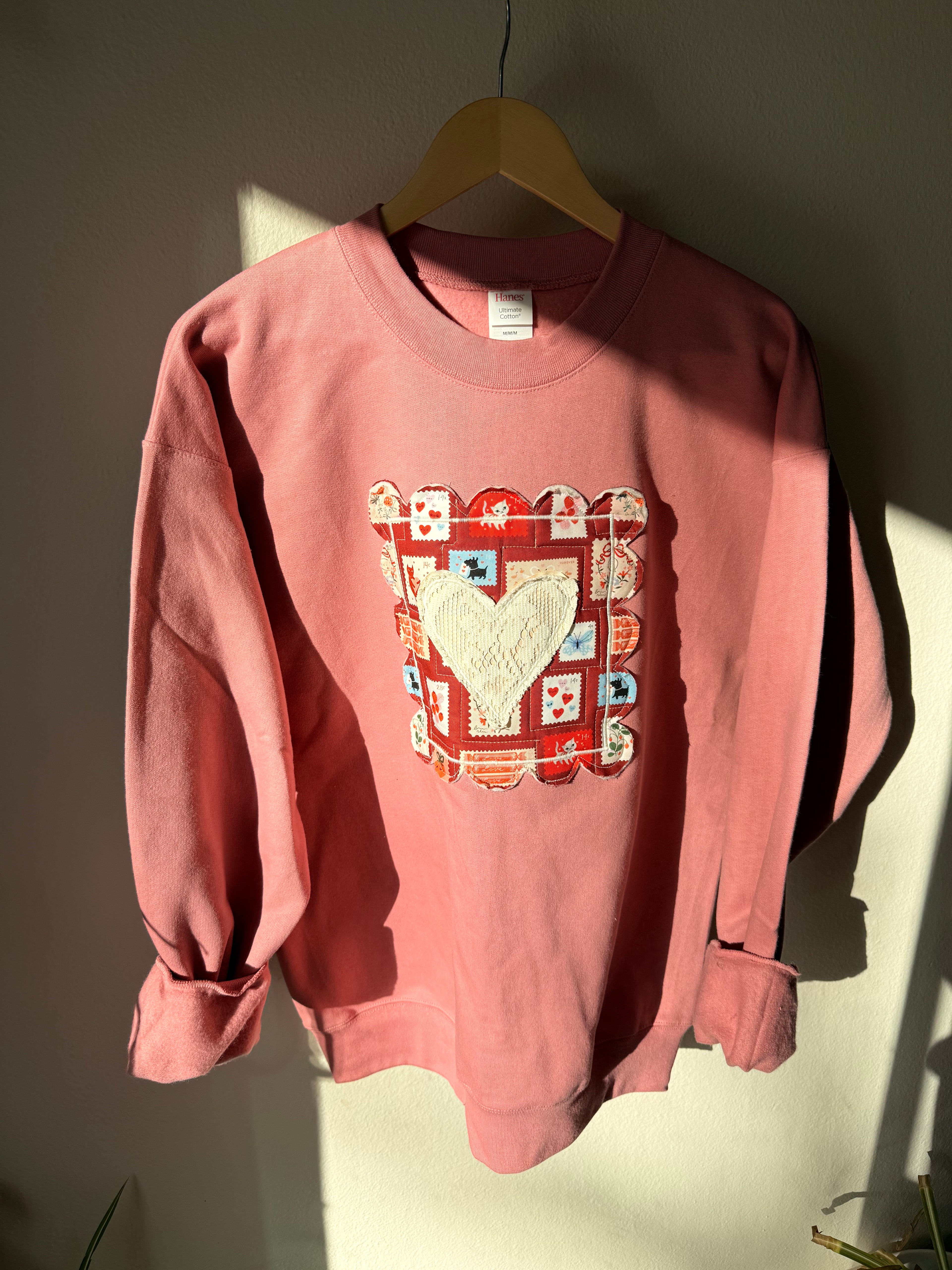 Vintage Valentine Appliqué Sweatshirt, Medium, Mauve