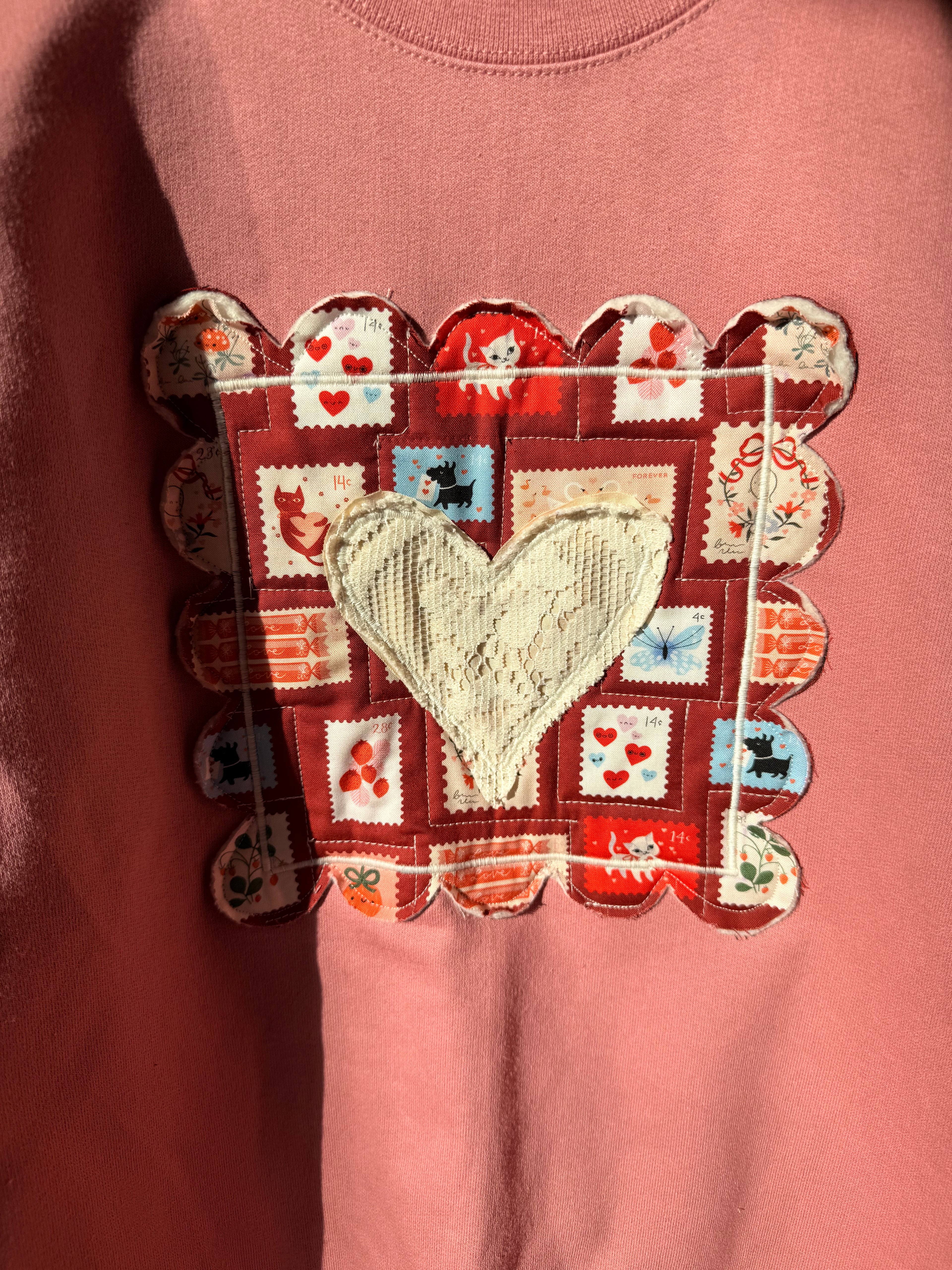 Vintage Valentine Appliqué Sweatshirt, Medium, Mauve